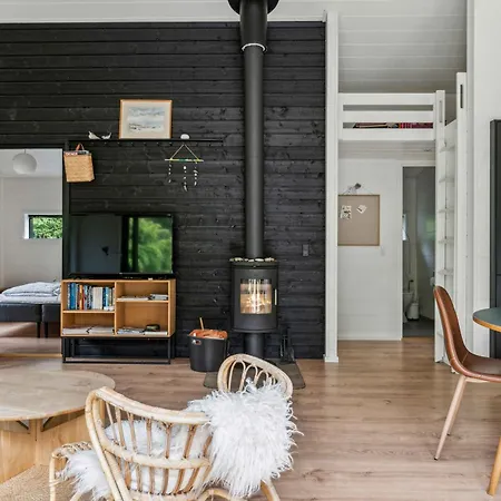 Semesterbostad Scenic Summer House In Asserbo