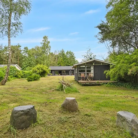 Scenic Summer House In Asserbo